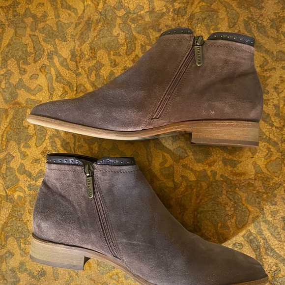 Italeau Miranda Waterproof women’s brown suede ankle boot with studded accents - Picture 10 of 11